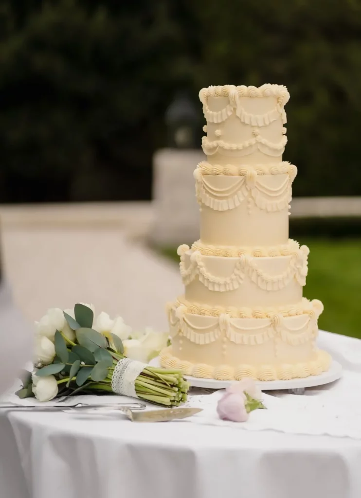 Gâteau de mariage Hameau de barboron