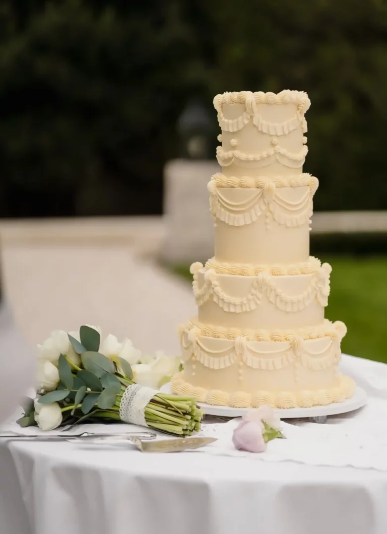 Gâteau de mariage Hameau de barboron